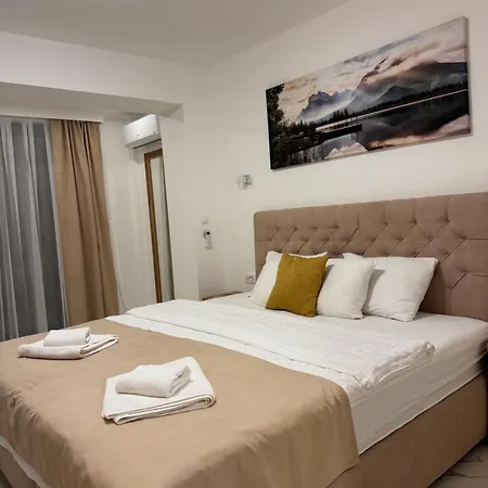 Hotel Freiburg Ulcinj Exterior photo