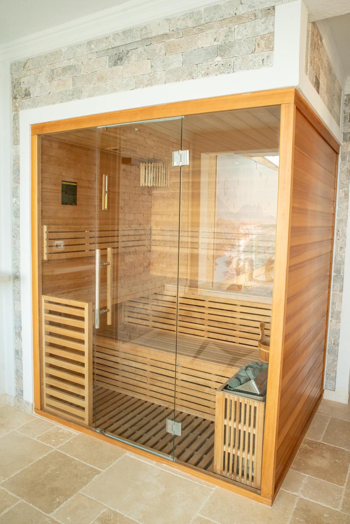 Hotel Freiburg 4*
