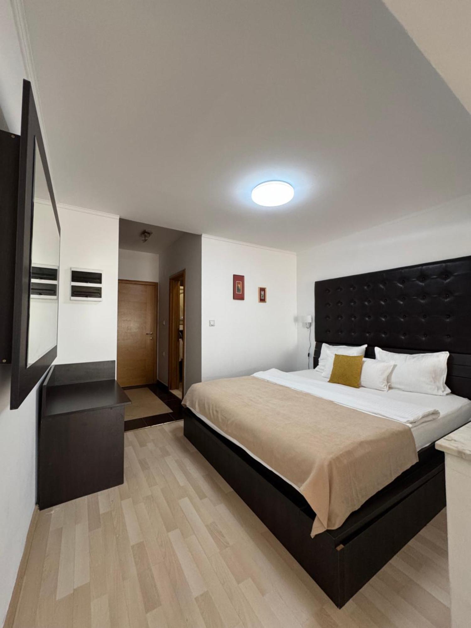 Freiburg Hotel Ulcinj